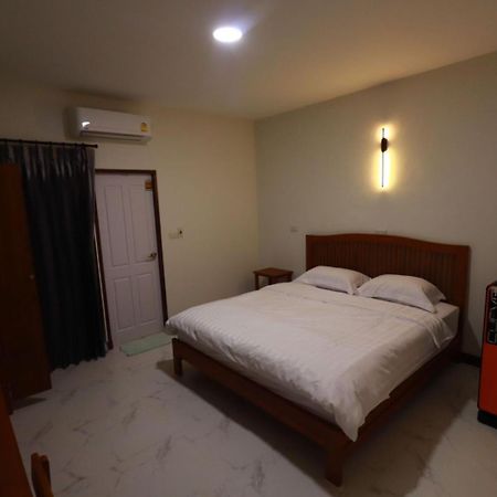 Bk Hotel Мае Сарианг Екстериор снимка