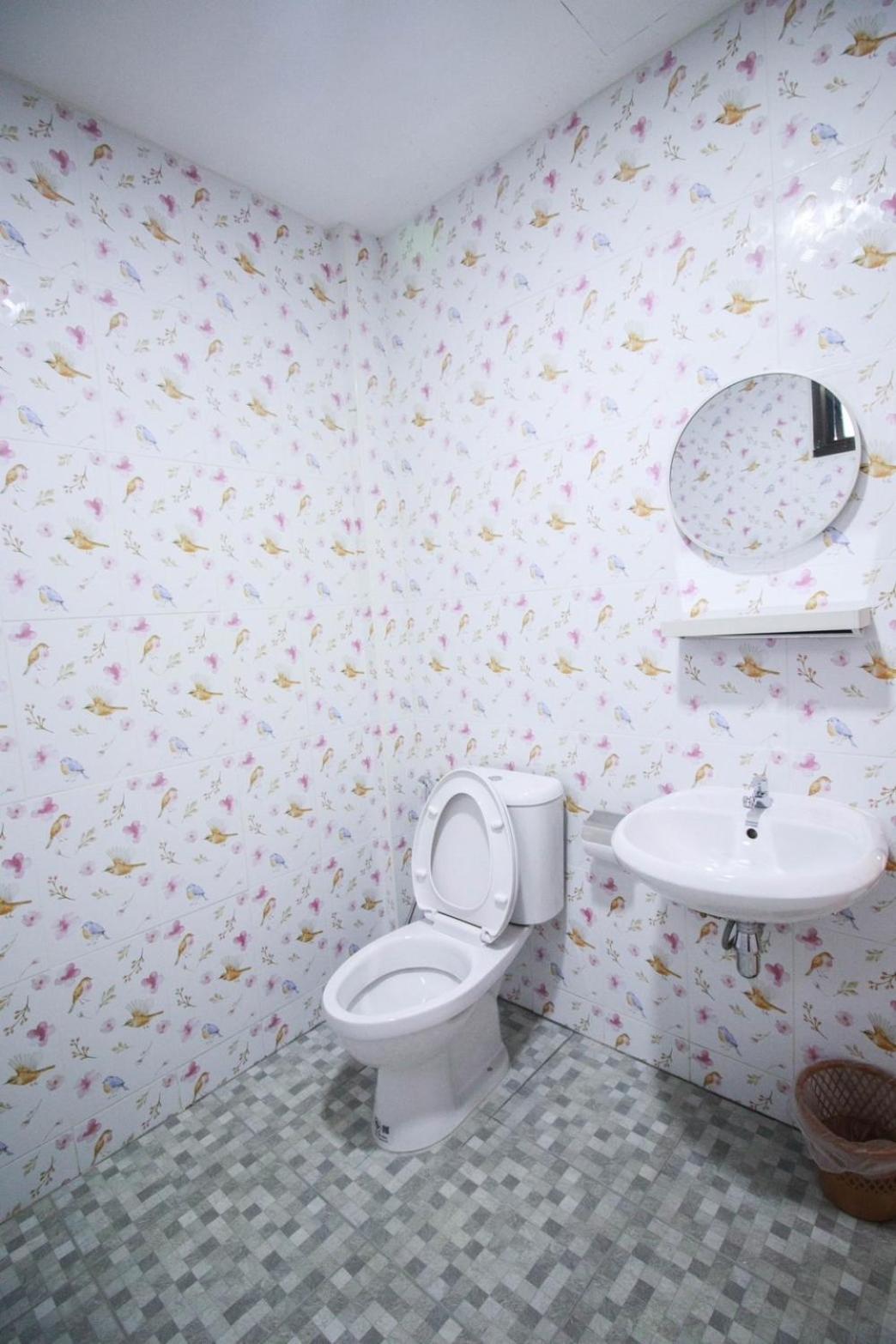 Bk Hotel Мае Сарианг Екстериор снимка