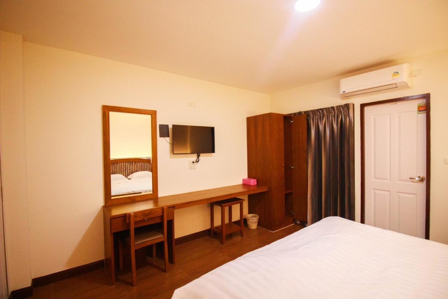 Bk Hotel Мае Сарианг Екстериор снимка